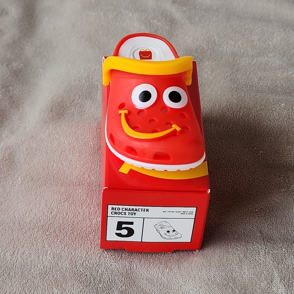 MCDONALD'S Crocs Keychain (#5)